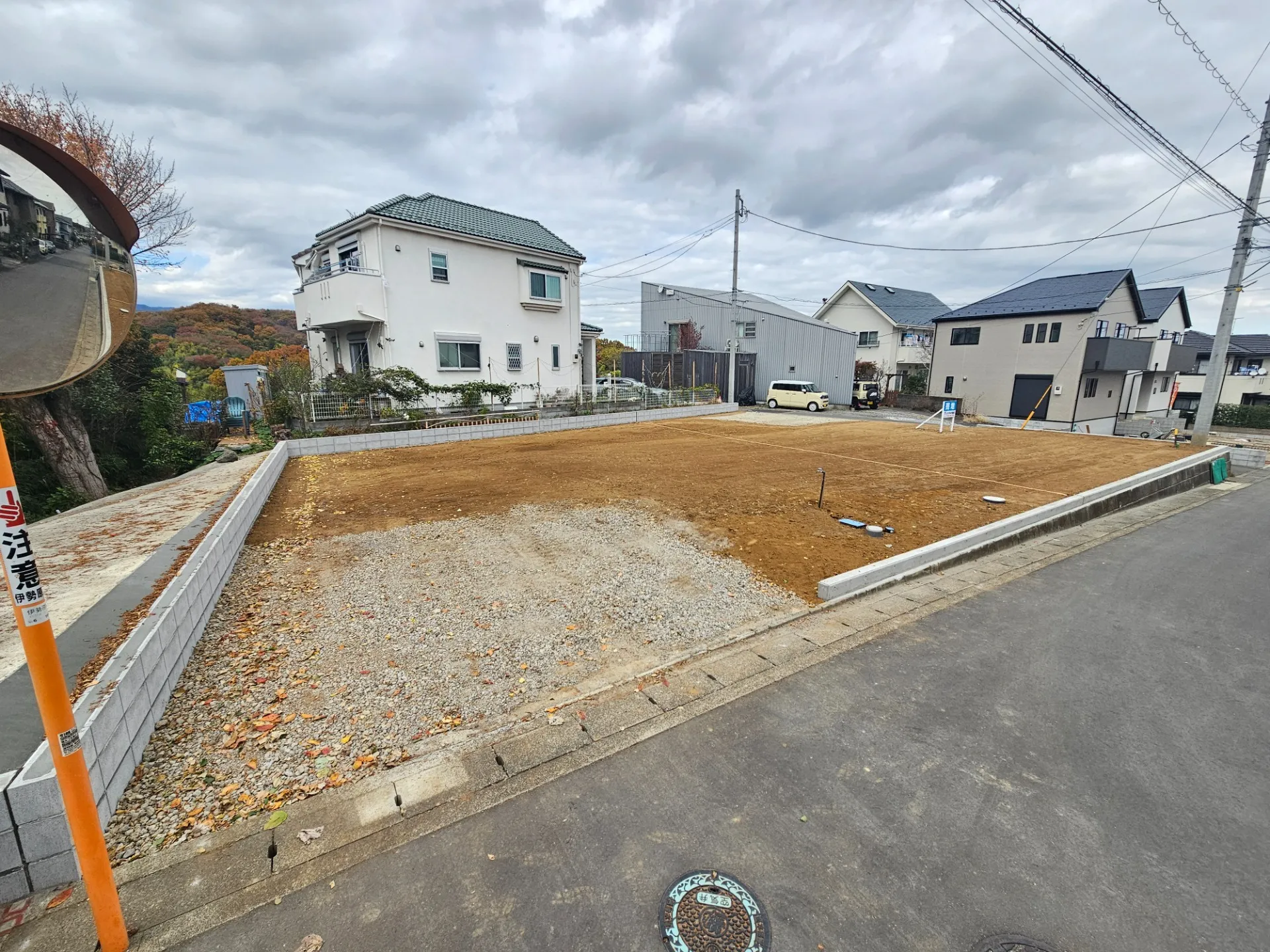 伊勢原市高森３丁目