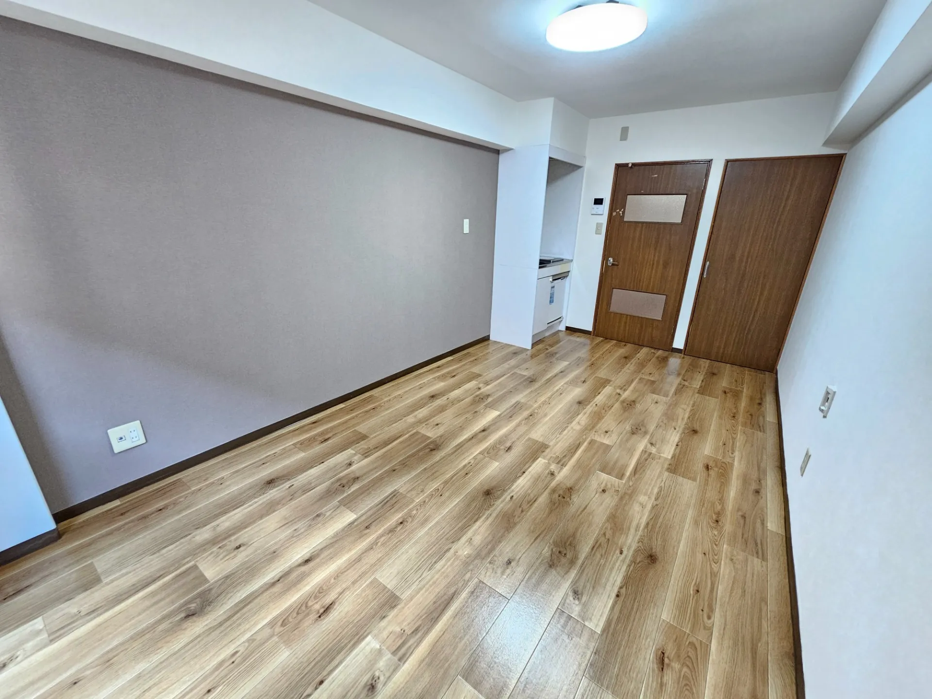 アブルームシマ　206号室