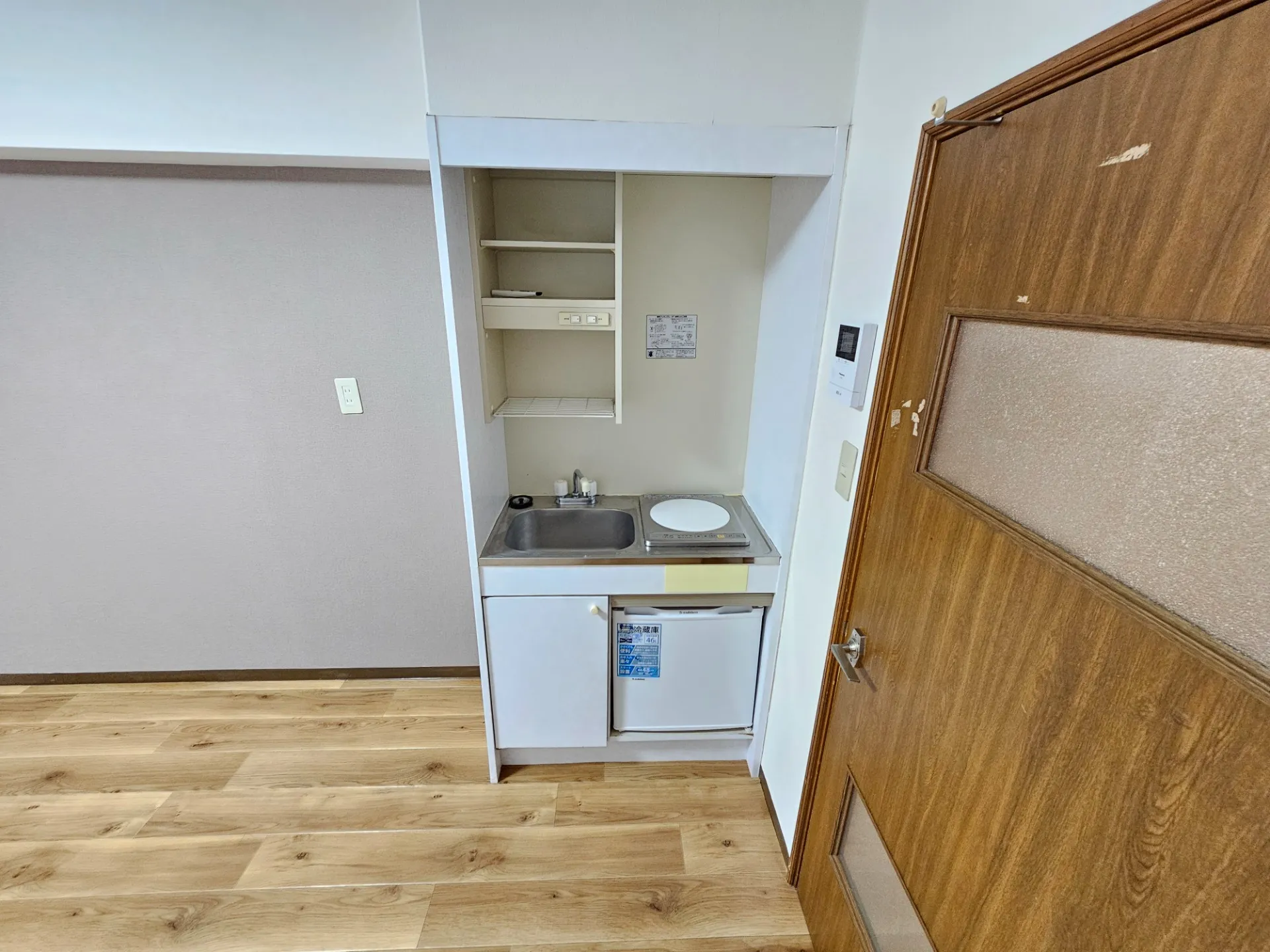 アブルームシマ　206号室