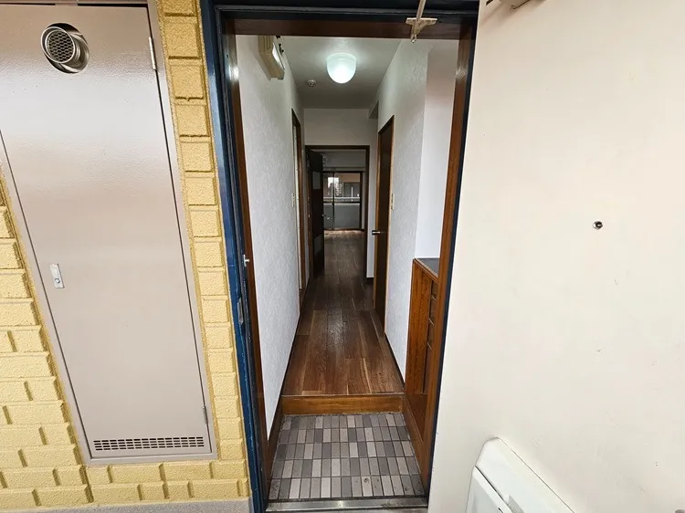 アブルームシマ　203号室