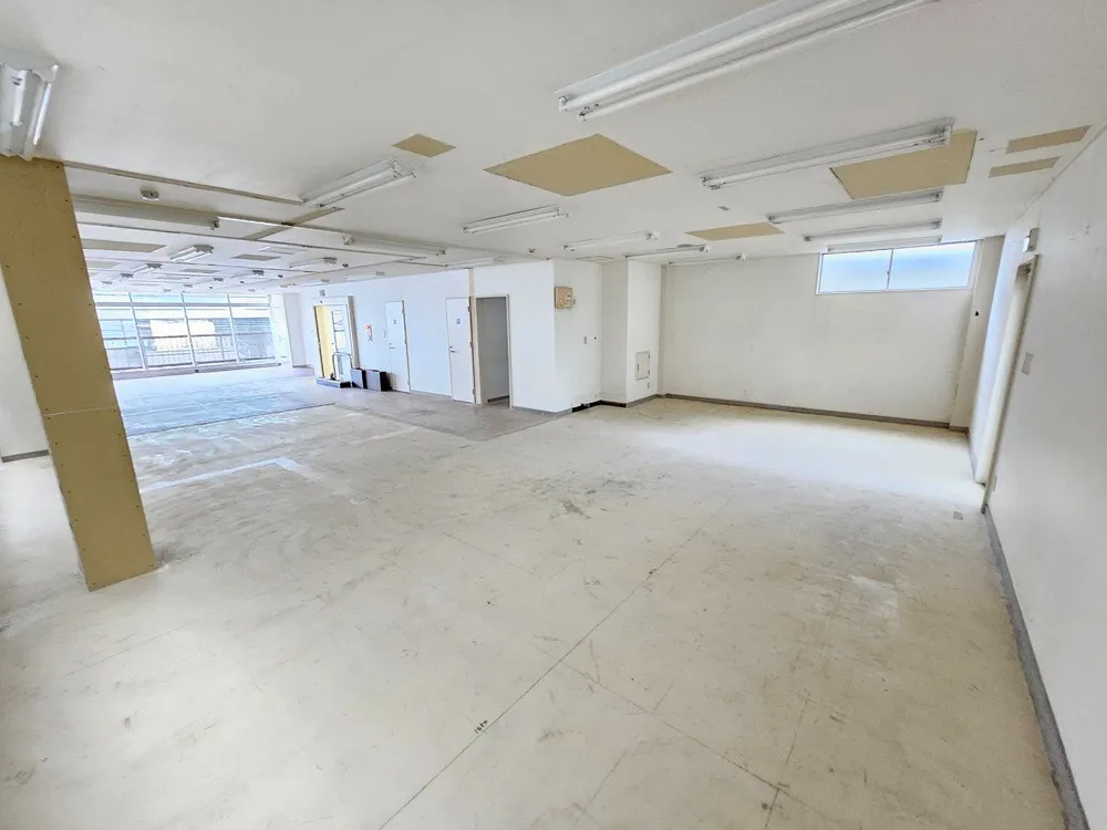 ヨリズミビル（伊勢原）