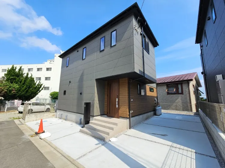 秦野市第３戸川　３号棟